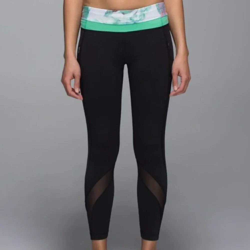 Lululemon Inspire Tight II (Mesh) Black / Blushed Illusion Multi / Menthol sz 4